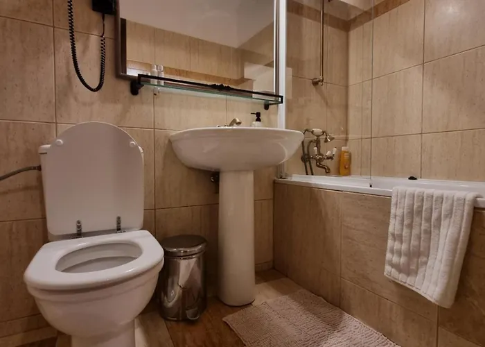 27 @ Arc De Triomphe Apartament