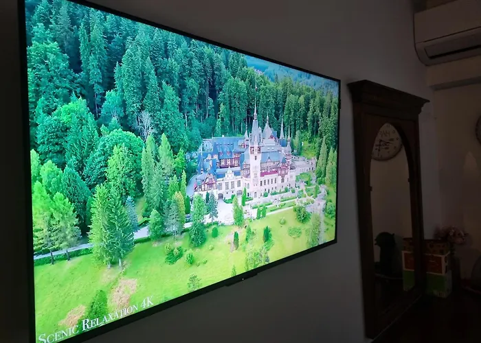 27 @ Arc De Triomphe *